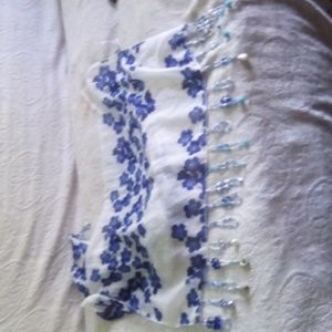 Scarf with handmade bids